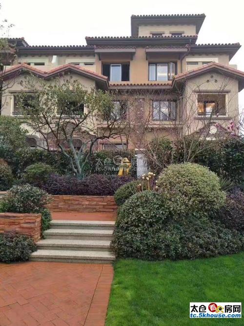 景瑞翡翠湾 229万 4室2厅3卫 毛坯 格局极好,看房随时