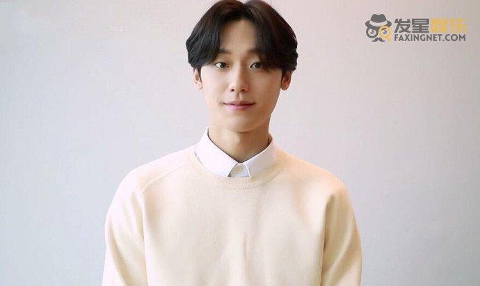 李到晛是乐华的艺人吗 个人资料背景曝光网友赞其未来