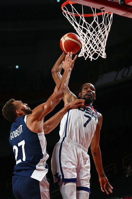 四五个人都防不住戈贝尔泪洒现场杜兰特坦白还没用全力