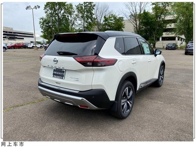 造型大幅升级 日产全新奇骏实车街拍图