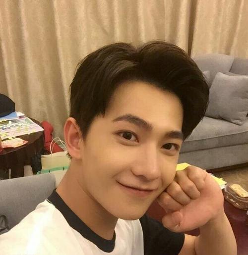 林俊杰我素然好看潘玮柏我素颜也好看杨洋没有看走眼