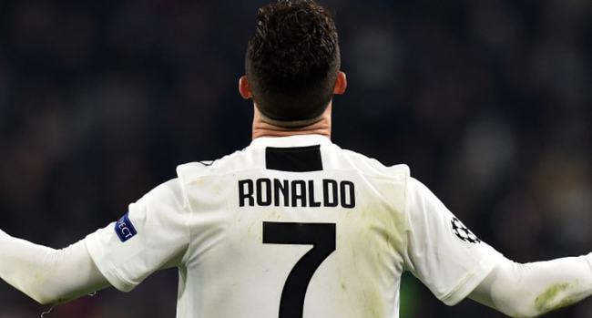 c罗是哪国人球队|足球|贝利|葡萄牙_网易订阅