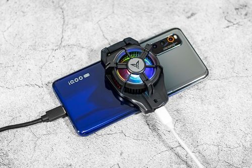 飞智蜂翼2pro手机散热器:在炎炎夏日为手机降温