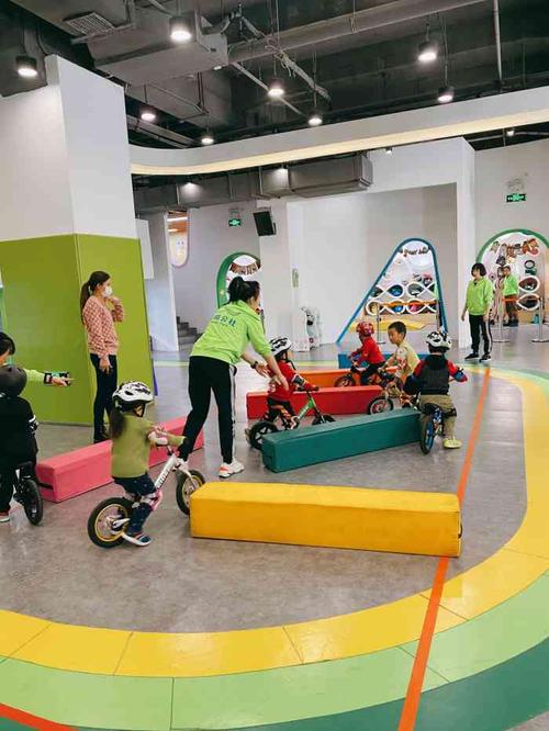 strider悦骑公社儿童平衡车俱乐部(棉三创意街店)-"新开的一家平衡车