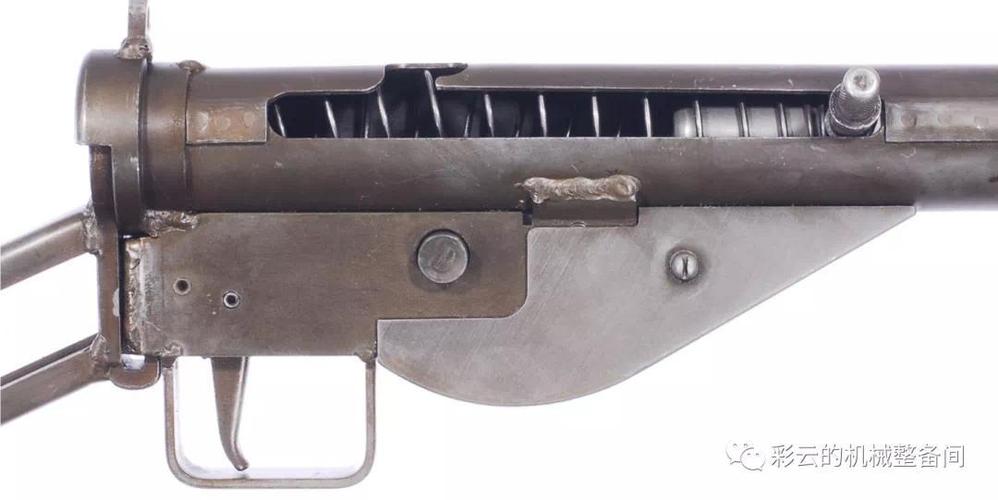 司登的粗糙仿制品纳粹末日人民冲锋枪mp3008冲锋枪