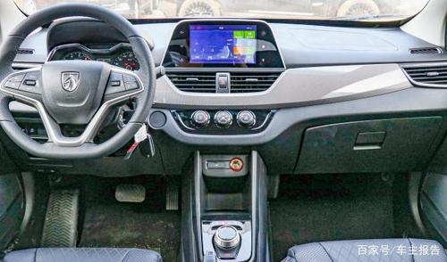 宝骏310w自动挡内饰