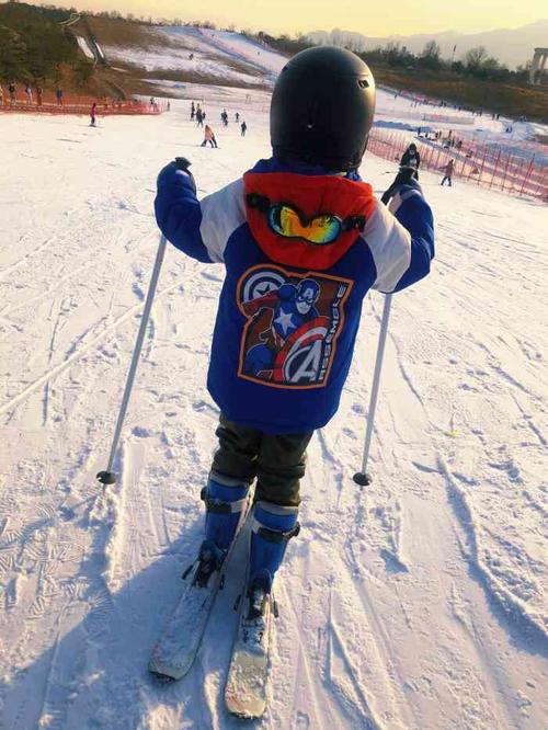 华彬生态园滑雪场