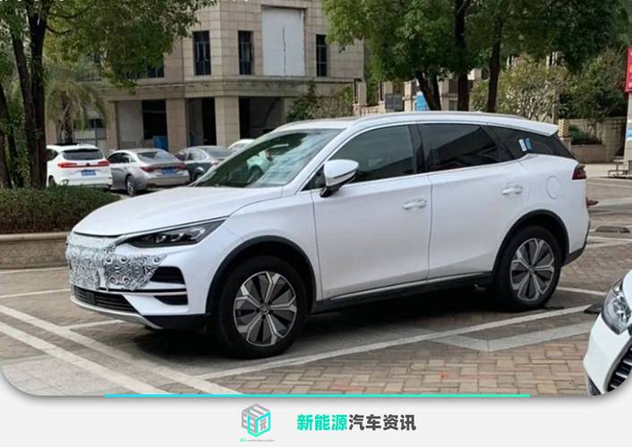 出品 | 搜狐汽车·e电园 近日,有网友曝光了新款(2022款)比亚迪唐ev