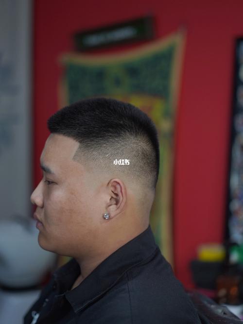 美式圆寸/男士理发/男士发型/in西安_男士发型_理发_十八里黑人烫脏辫