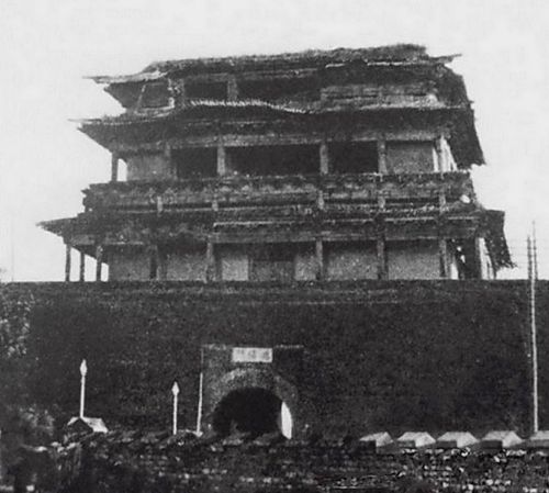 1910s中后期,德胜门城楼北面.