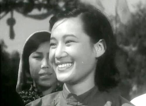 于洋杨静70年前因《卫国保家》相爱,如今二老健在,怀念张莹凌元