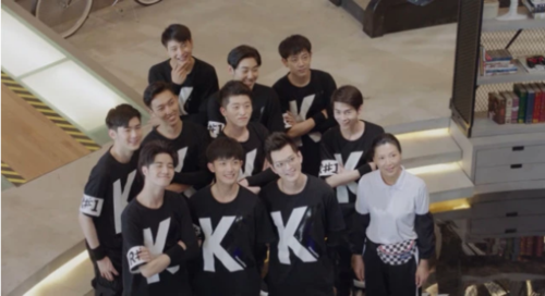 kk战队真好八卦一群男的,97添油加醋就算了,戴风过于可爱了