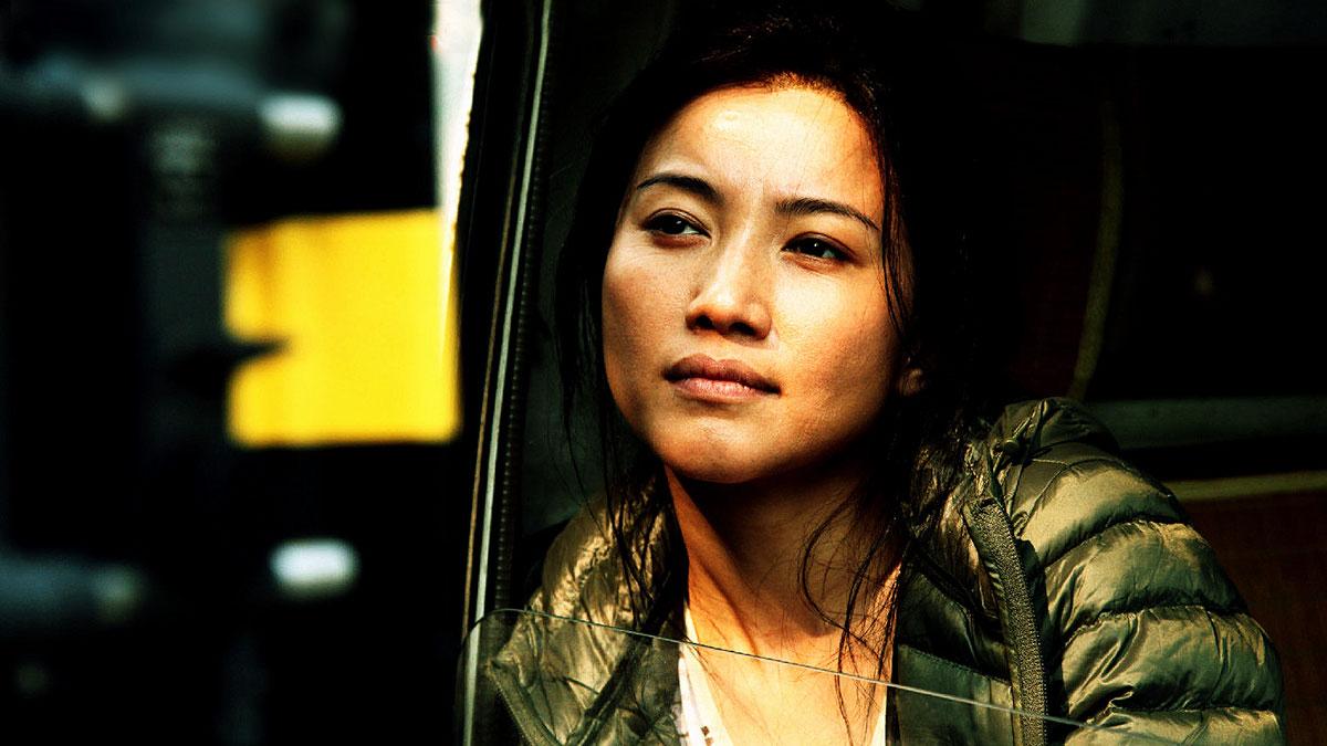 高口碑现实题材电影 颜丙燕出演"女扁担"的跌宕人生 万箭穿心也要光芒