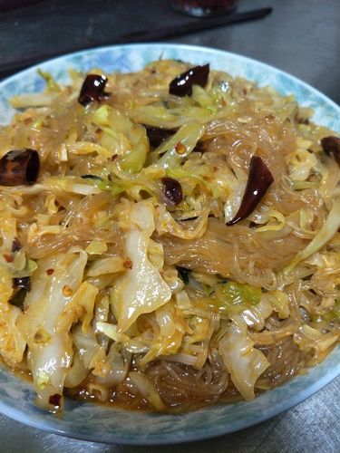 熊猫_pq7m做的包菜粉丝炒鸡蛋