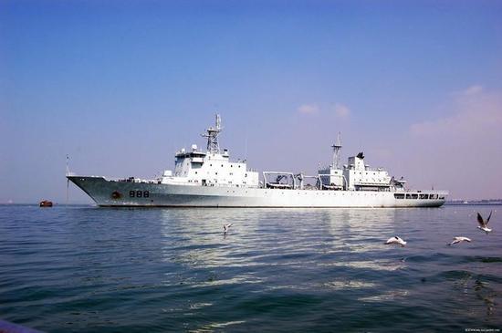 904a型岛礁补给舰抚仙湖舰在2014年,904b型岛礁补给舰也下水,即2015年