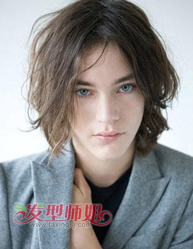 欧美男生长发发型 展现气质美男王子范(2)