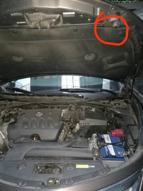 引擎盖问题