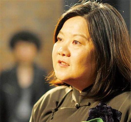 名门痞女洪晃谈和陈凯歌离婚:晕菜怎么会有那么多女人
