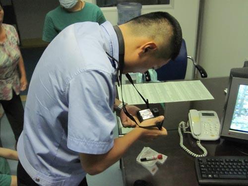 海南省文昌市13岁女孩晓秋(化名)在海口市一家医院通过引产手术,产下5