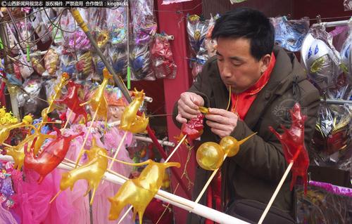 山西太原:春节庙会年味浓