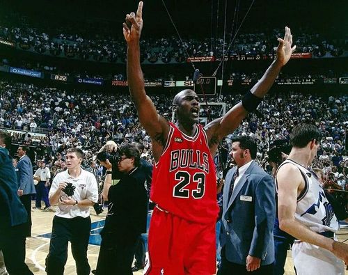 20年前的今天乔丹最后一投 生死球18中9无愧历史第1