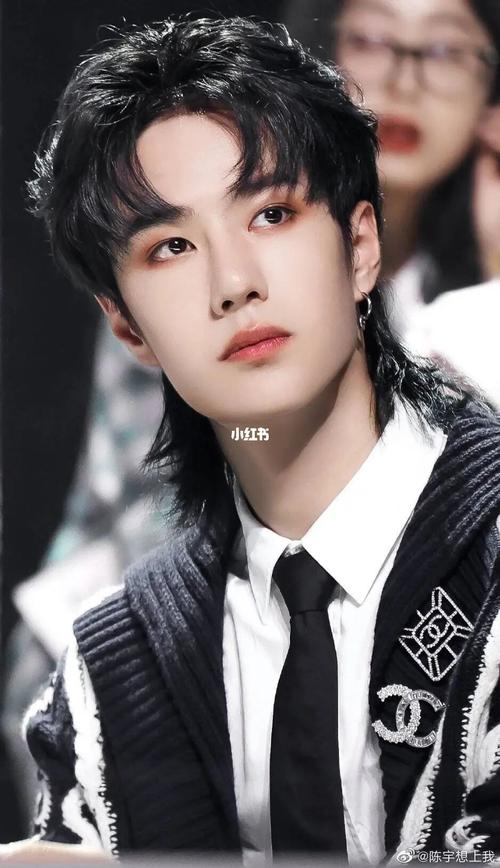 王一博的造型你们惊艳了吗?_王一博_演员_娱乐_明星