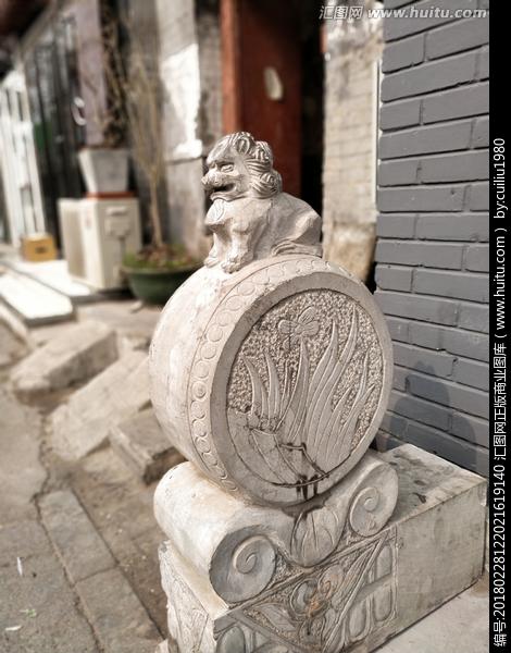 ￥30 关 键 词:   北京 雕刻 石刻 门墩 门鼓 狮子 四合院 民居 民宅