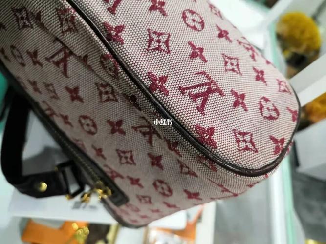 lv丹宁腋下包_腋下包_中古包_石家庄市攻略_路易威登怎么样_包包_lv