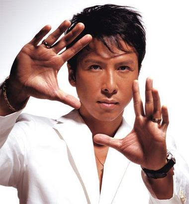 出现了成龙,李连杰;王晶断言,眼下这个黄金十年的功夫巨星就是甄子丹!