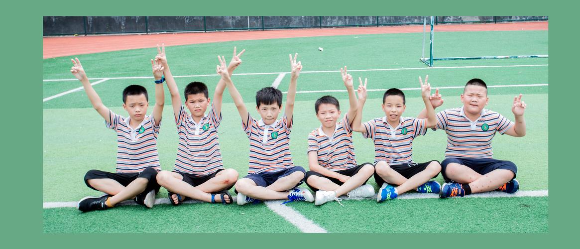 湘阴县城北学校2020届六年级399班毕业合影