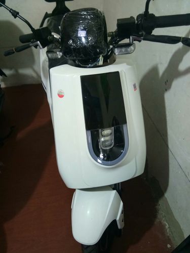 新款式电动车图片