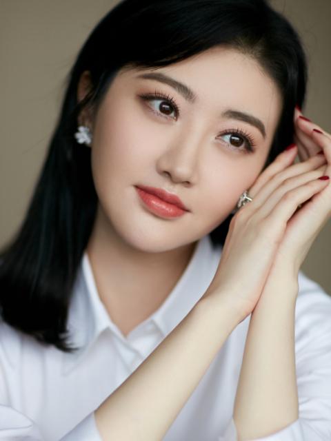 和任嘉合作过的女星颜值排名,谭松韵垫底,榜首毫无