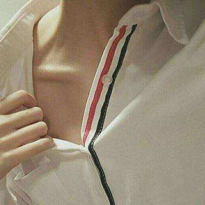 撩人男头部位男头 高清性感露锁骨的男生部位头像图片