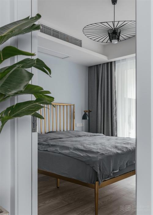 110平米三室两厅现代简约风格卧室装修效果图