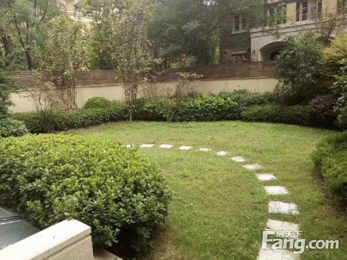 普罗旺世温泉别墅东边户 送.…1650万 6室4厅/395.0㎡