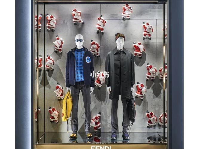 特写式陈列,芬迪橱窗设计的最爱!