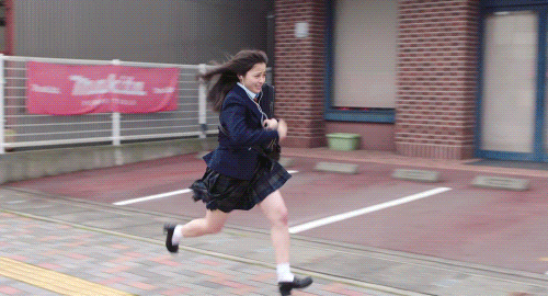 千年美少女桥本环奈竟然垮成油田?她才22岁啊