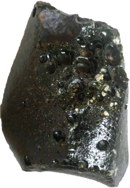 【精品推荐】玻璃陨石赏析