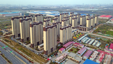 该项目位于肥西县新港南区,西侧为蓬莱路,东邻明堂山路,北面云霄路