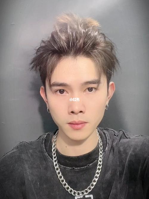 武士头扎发_男士发型_发型_教程_男士造型教程_潮流