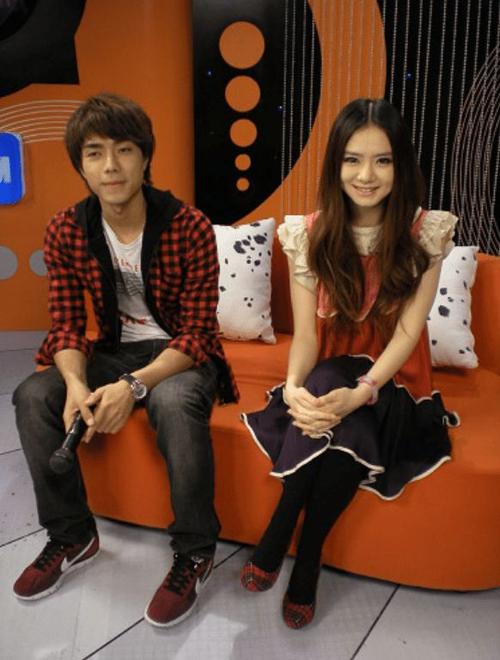 戚薇的绚烂情史,靠独立征服4个男人,最终"烂牌"变"王炸"