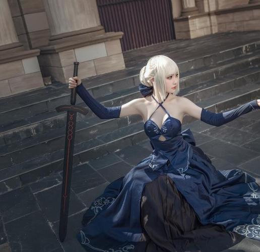 cosplay:吾王黑saber,极天罔地,凡日月所照,皆是我汉家臣妾