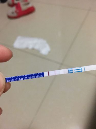 早孕试纸弱阳什么意思?