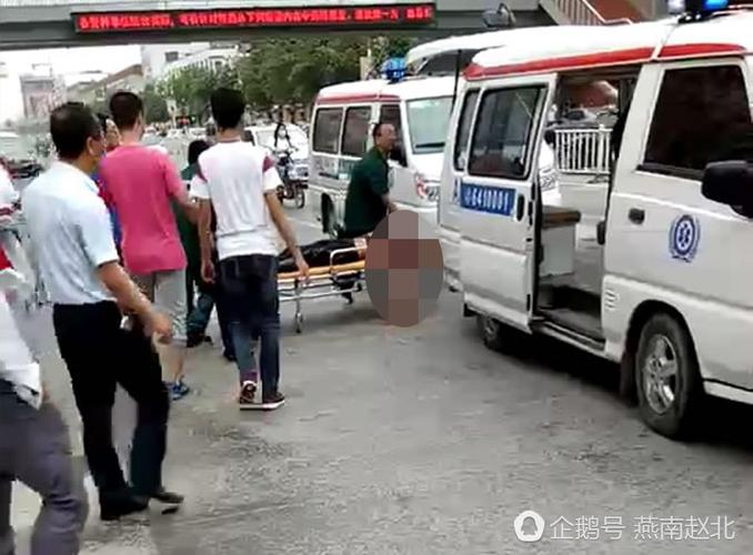 保定学校门前惨案一人被杀身亡