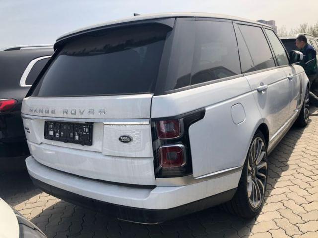 路虎揽胜创世加长版国六颜色丰富配置全