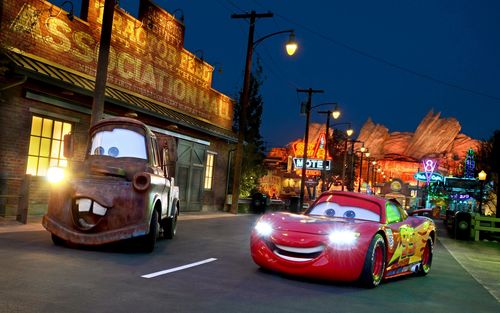 壁纸 赛车总动员3,超级跑车,城市,夜晚,灯光