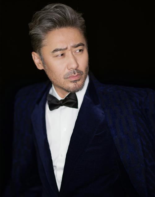 吴秀波 