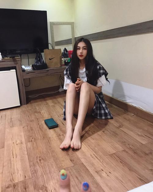 分享我的瘦腿干货(腿部美白)