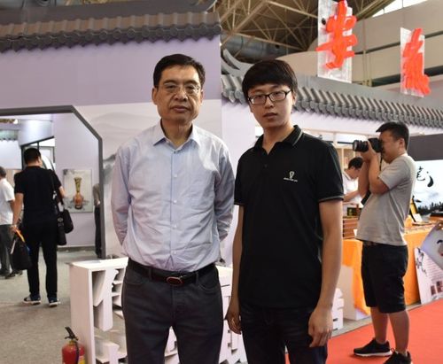 刘卓剪纸参展北京文博会