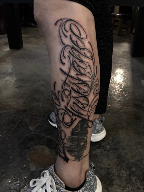 男生腿部各风格纹身图集 小腿纹身好看图片